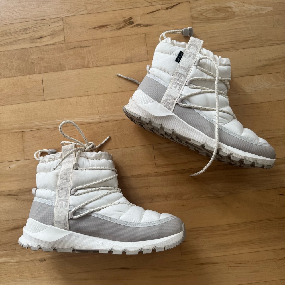Women’s THERMOBALL™ Lace Up Waterproof Boots